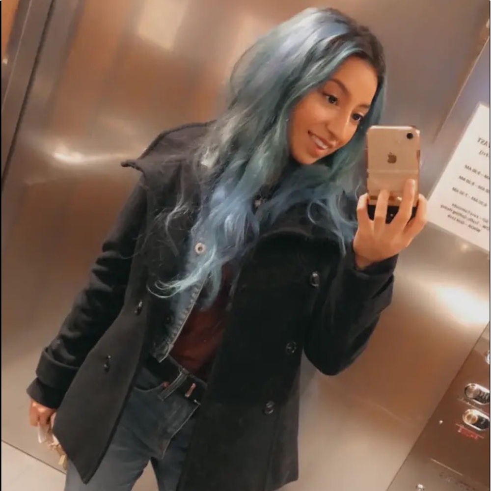 Meet your Posher, Alex